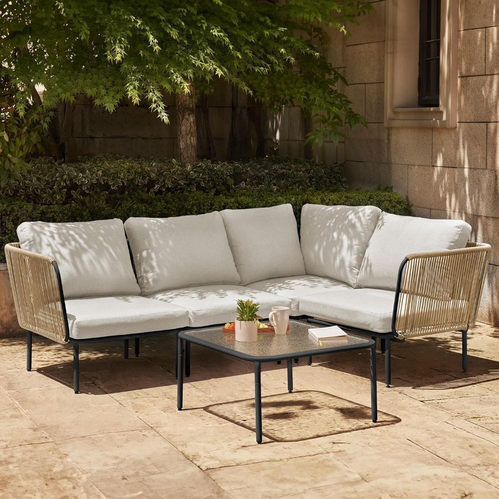 EAST OAK 5-Piece Montauk Modular Patio Furniture Set - Image 1 - Lot 14JF