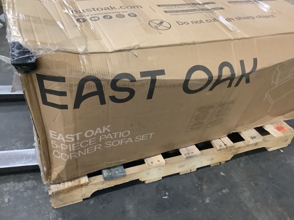 EAST OAK 5-Piece Montauk Modular Patio Furniture Set - Image 4 - Lot 14JF