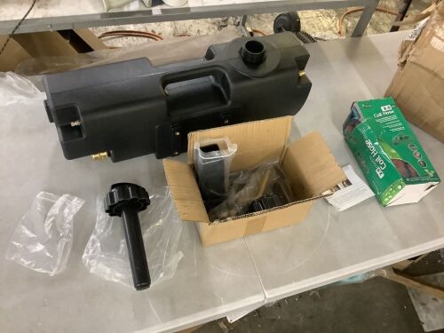 4.0 Gallon Self-Pressurized Water Tank for Camping Showers - Cracked Piece, See Pics - Lot 155