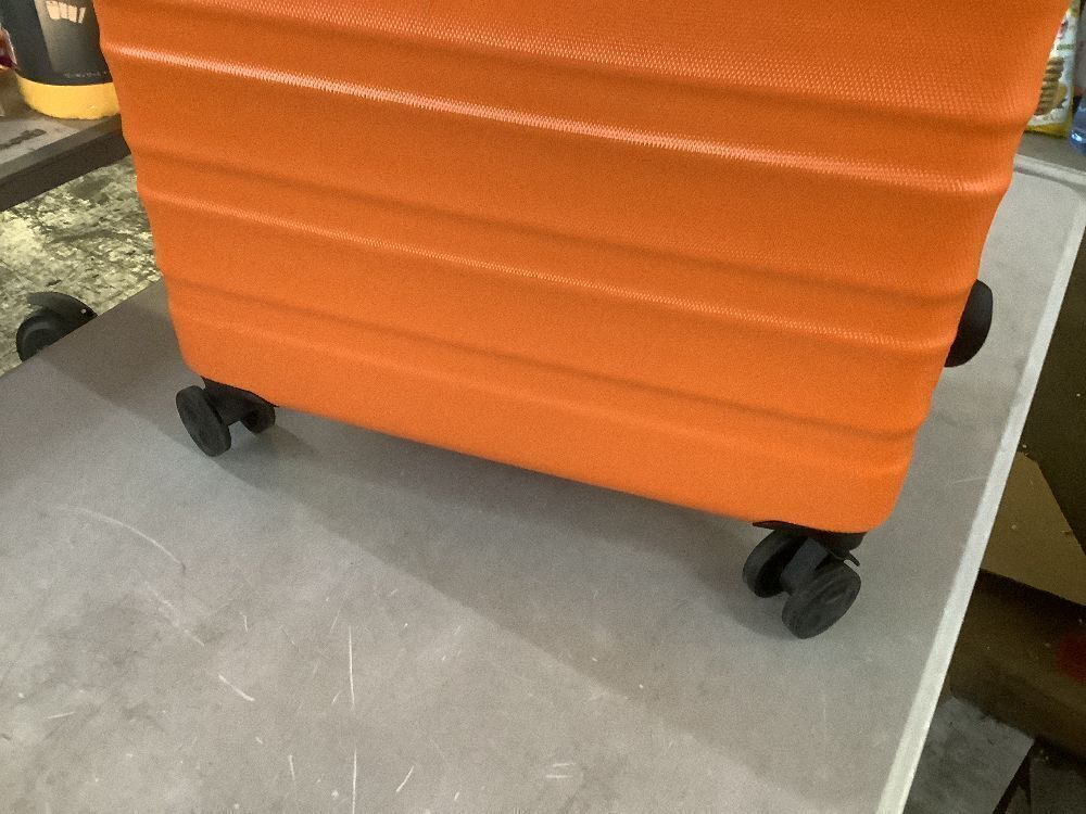 Amazon Basic Hardside Luggage with Wheels - Image 5 - Lot 201JF