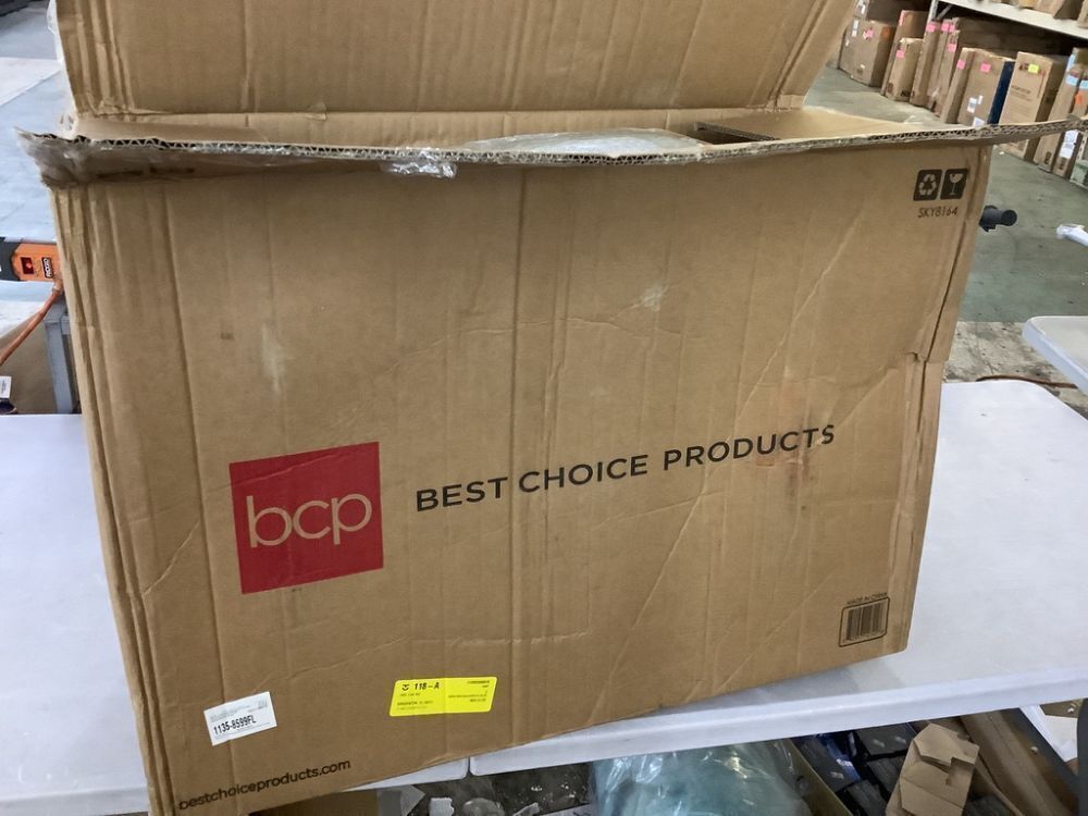 5ft 2-Piece Moose Family Lighted Outdoor Christmas Decor Set w/ LED Lights - Image 2 - Lot 275