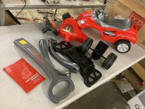 3-in-1 Kids Push Car w/ Handle and Horn - Lot 325