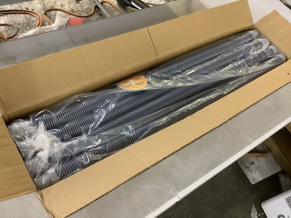 POOLWHALE Professional Swimming Pool Vacuum Cleaner Hose, 8pc - Image 2 - Lot 341