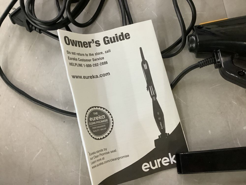 Eureka Blaze 3-in-1 Corded Bagless Stick, Handheld & Stair Vacuum Cleaner - Image 4 - Lot 365JF