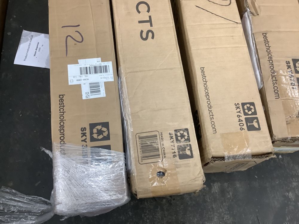 Lot of (6) 10' Solar LED Patio Umbrellas - Uninspected - Image 4 - Lot 424