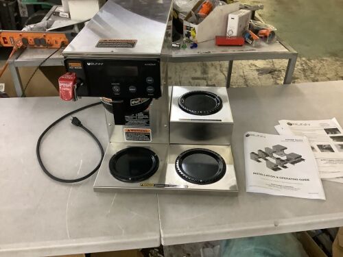 BUNN Axiom 15-3 Automatic Commercial 12-Cup Coffee Maker, 3 Lower Warmers - For Repair, Does Not Power On - Lot 426JF