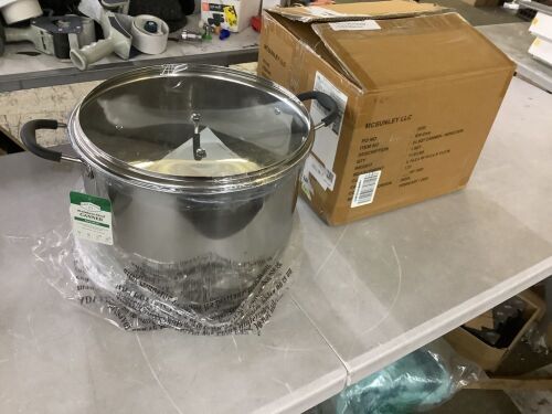 21.5qt Stainless Steel Canner - Lot 438