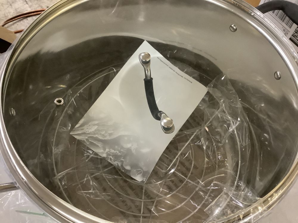 21.5qt Stainless Steel Canner - Image 3 - Lot 438