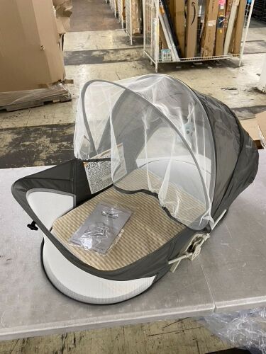 Portable Folding Travel Bassinet - Lot 513