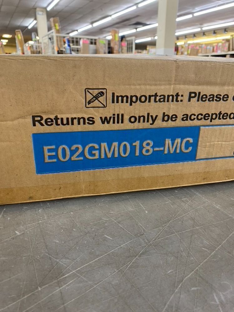 15ft Large Double-Sided Patio Umbrella - Image 4 - Lot 525