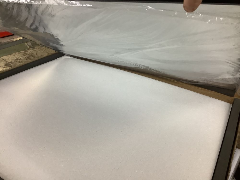 40" x 32" Wall Mirror - Image 3 - Lot 546