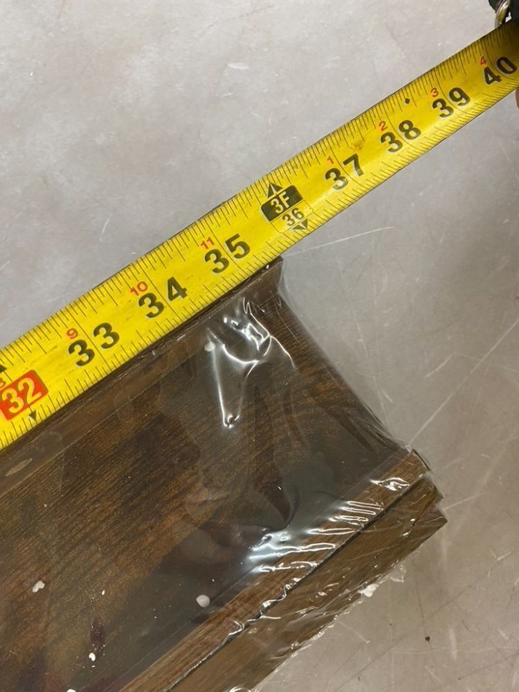 Floating Shelves with Lip, 3 Pack - Image 2 - Lot 561