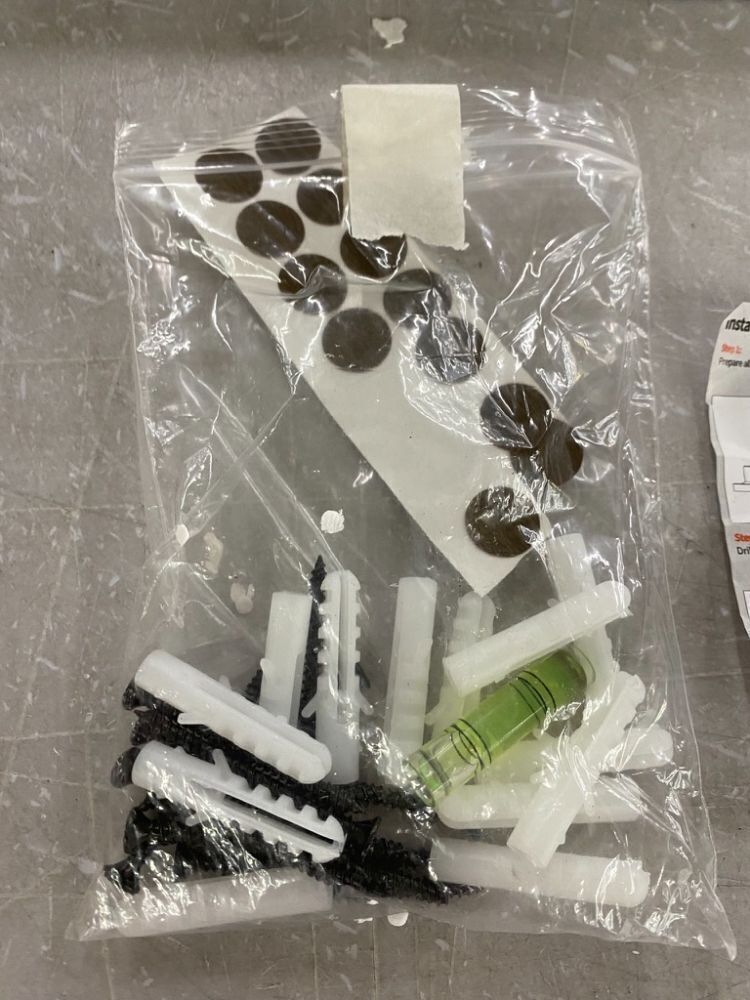 Floating Shelves with Lip, 3 Pack - Image 3 - Lot 561