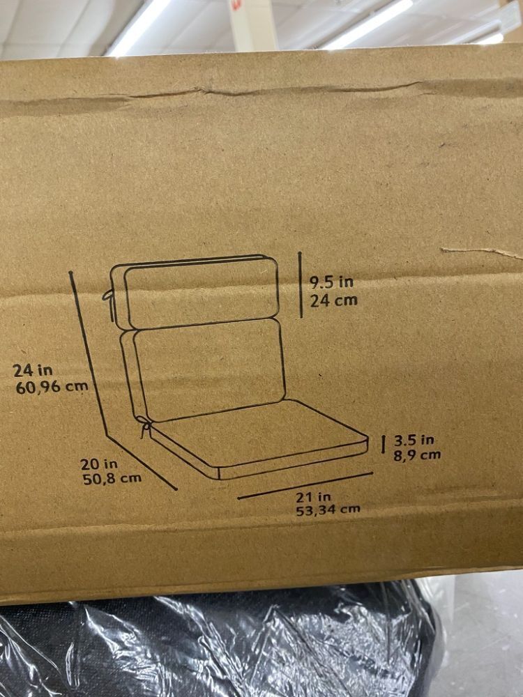 Outdoor High Back Chair Cushion, 2 Pack - Image 4 - Lot 566