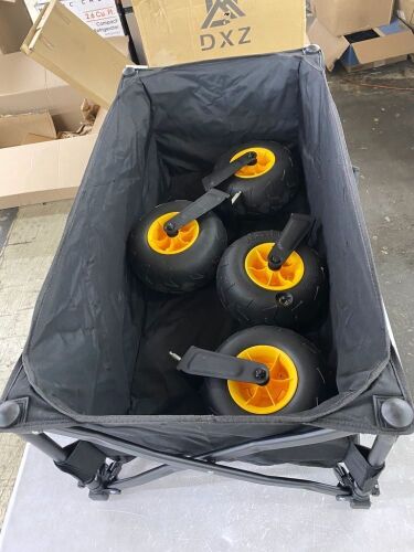 Foldable Beach Wagon - Lot 568