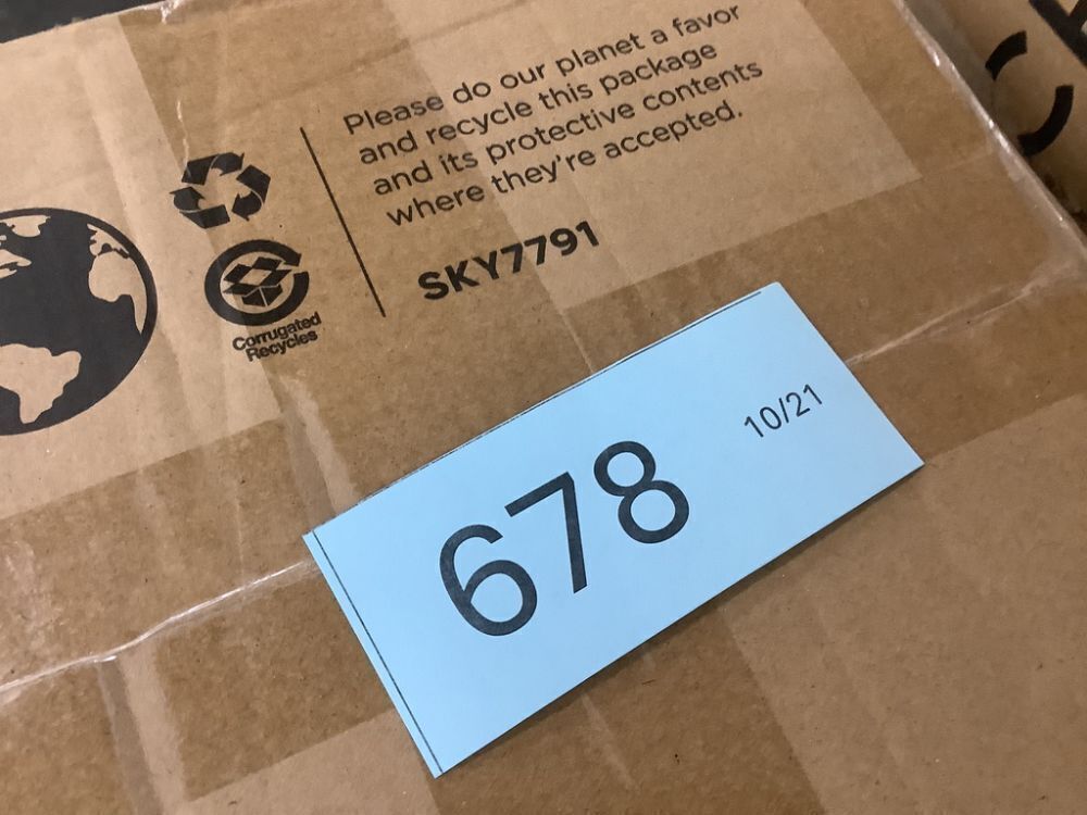 TwinXL Folding Portable Midnight Blue Mattress Topper w/ Plush Foam - 4in - Image 2 - Lot 678