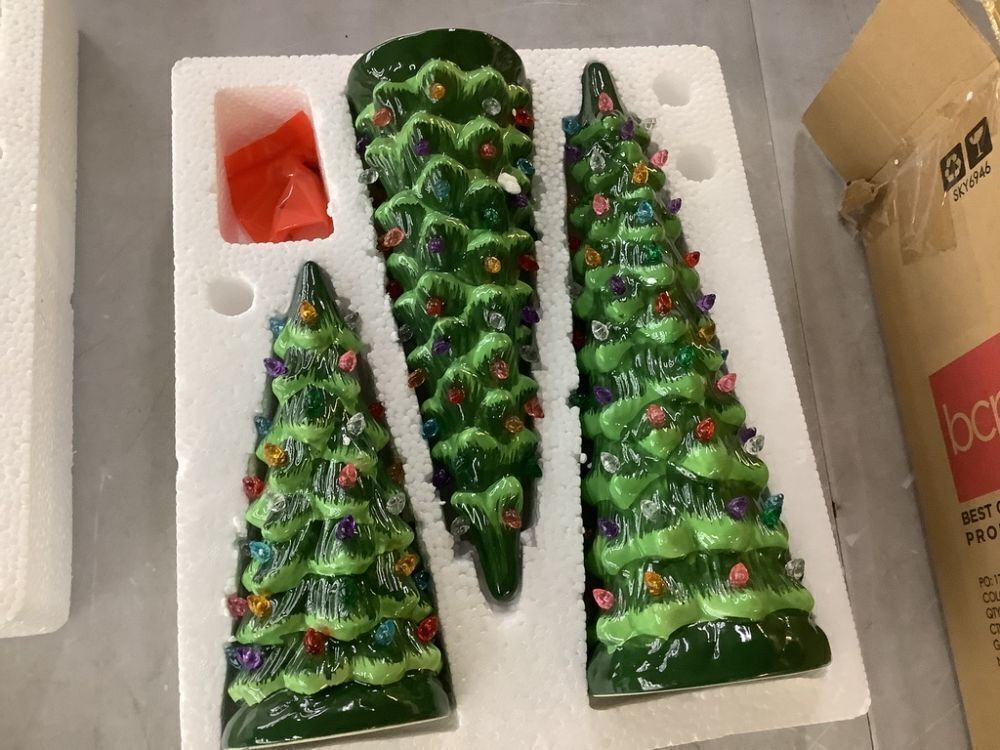Set of 3 Pre-Lit Ceramic Tabletop Christmas Trees - Image 3 - Lot 721