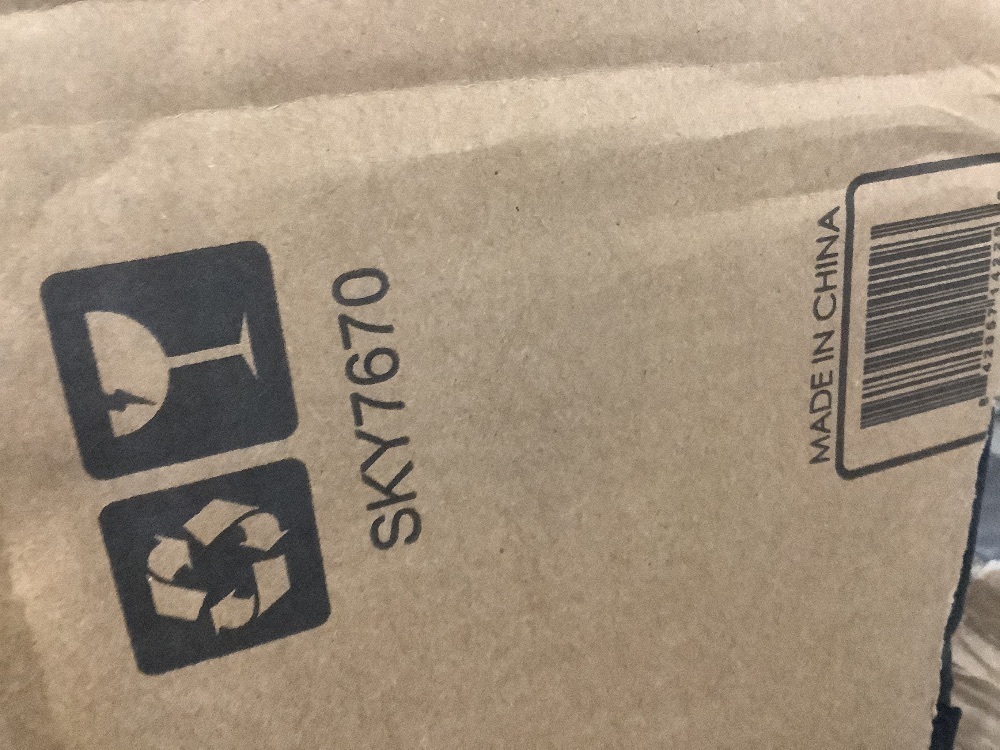 12 x 12 One-Person Setup Instant Pop Up Canopy w/ Case, 4 Weight Bags - Image 4 - Lot 215