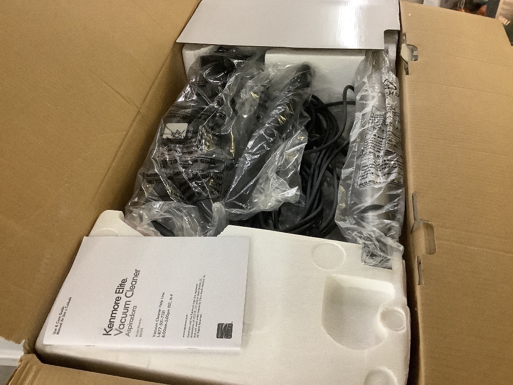 Kenmore Elite Pet Friendly Bagged Upright Vacuum - Image 4 - Lot 27JF