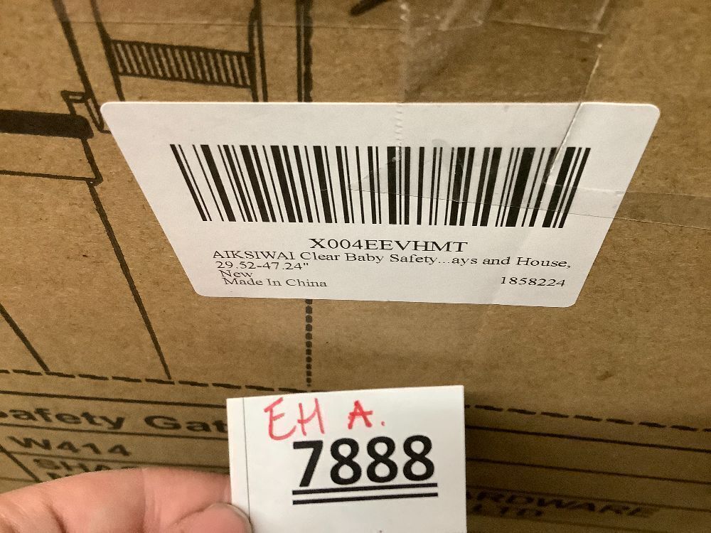 Clear Baby Safety Gate for Stairs,29.52-37.79" Wide, 30" Tall Pressure Mounted Acrylic Pet Gate, Easy Walk Through Auto Close Child Gate for Doorways and House,29.52-37.79" - Image 2 - Lot 7888