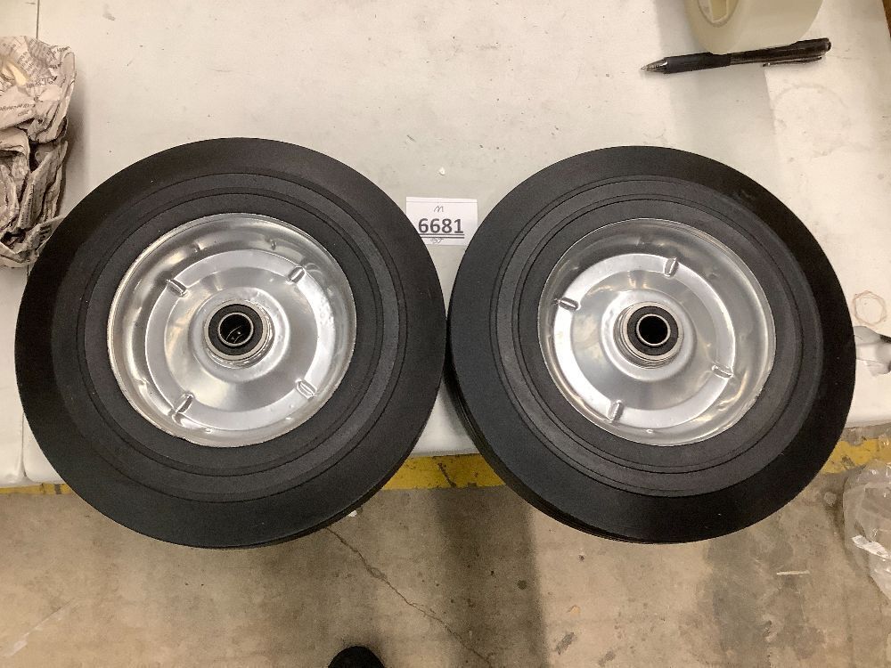 Set of 2 Tires - Image 1 - Lot 6681