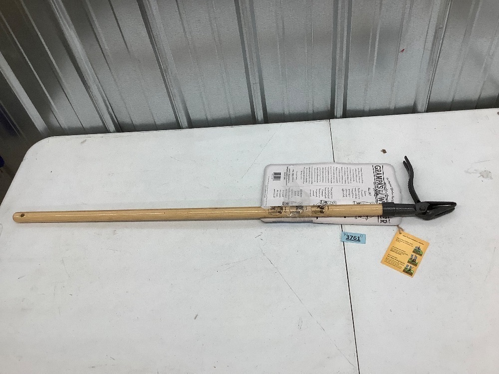Grampa's Weeder - The Original Stand Up Weed Puller Tool with Long Handle - Made with Real Bamboo & 4-Claw Steel Head Design - Easily Remove Weeds Without Bending, Pulling, or Kneeling. - Image 2 - Lot 3761