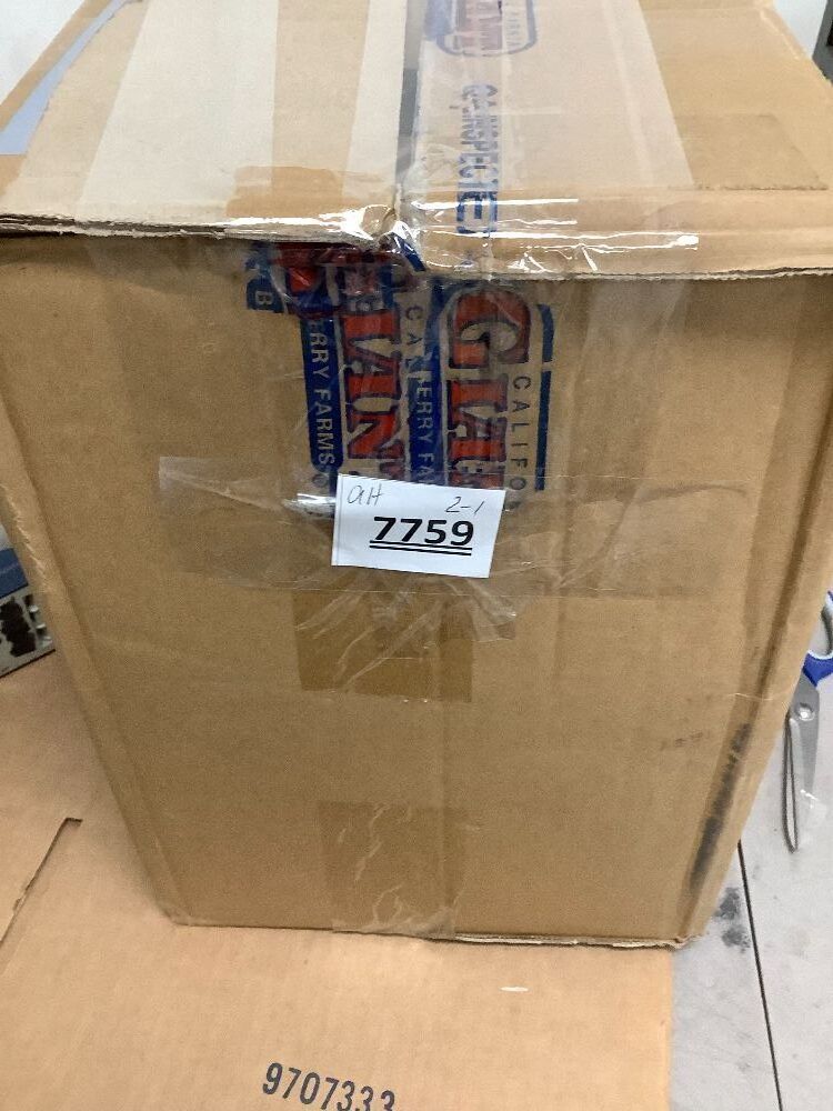 13x5.00-6 Flat Free Lawn Mower Tire and Wheel - Image 4 - Lot 7759