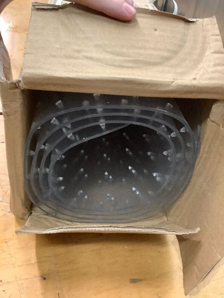 Chair Mat for Carpet, SALLOUS 46" x 60" Office Chair Mat for Carpeted Floors, Heavy Duty Vinyl Floor Mat with Grips, Floor Protector Computer Desk Mat for Home Office (Clear, Rectangular) - Image 2 - Lot 8065