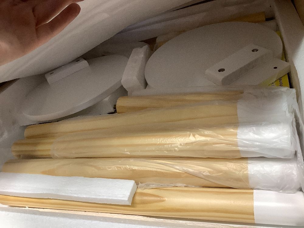 UTEX Kids White Table And 2 Round Back Chairs Set - Image 3 - Lot 8087