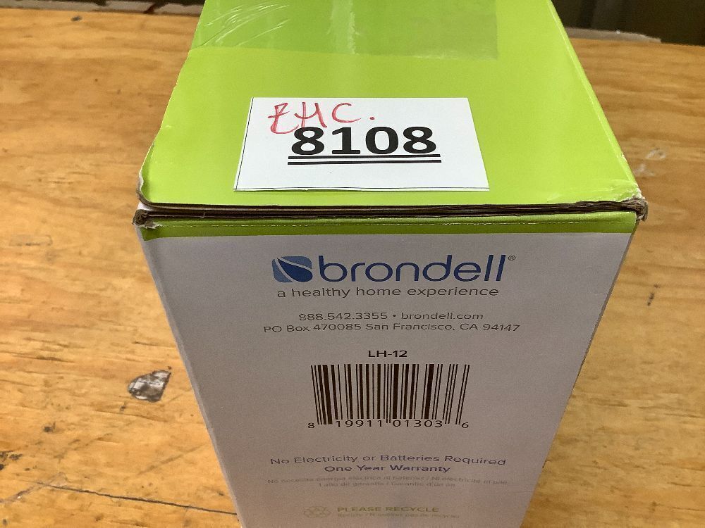 Brondell Bidet Left Hand Bidet Attachment SouthSpa Dual Nozzle - control panel on left side - Dual Positionable Nozzles for front and rear wash, LH-12 - Image 4 - Lot 8108