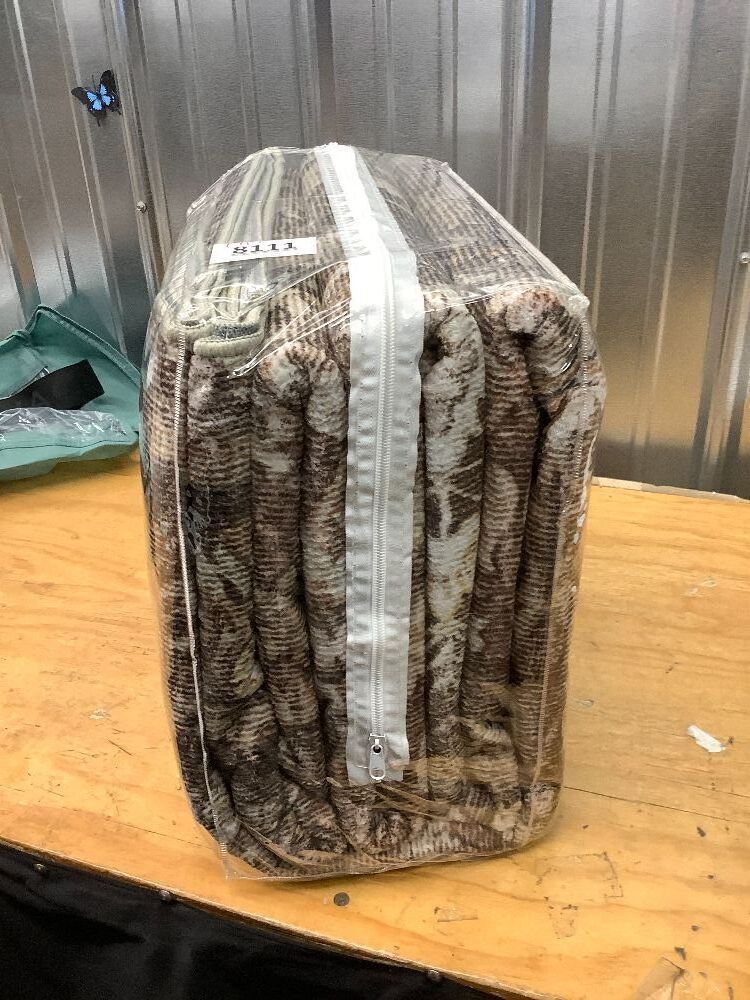 HUGEAR 8x10 Machine Washable Rugs Brown Hallway Large Area Rug Indoor Accent Rug Floral Low Pile Carpet Soft Throw Aesthetic Rug Bedroom Living Room Office Dining Room Kitchen Laundry Room - Image 3 - Lot 8111