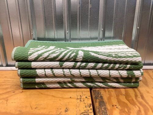Large Area Rug - Lot 8278