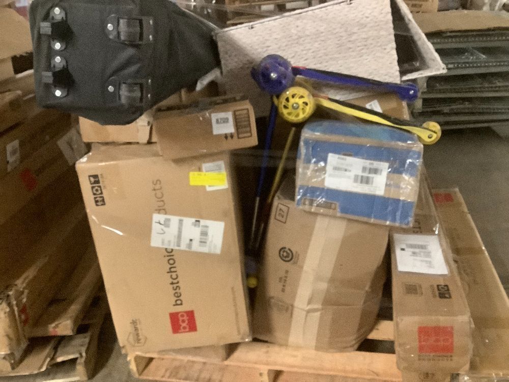 Salvage Pallet - Image 2 - Lot 8709