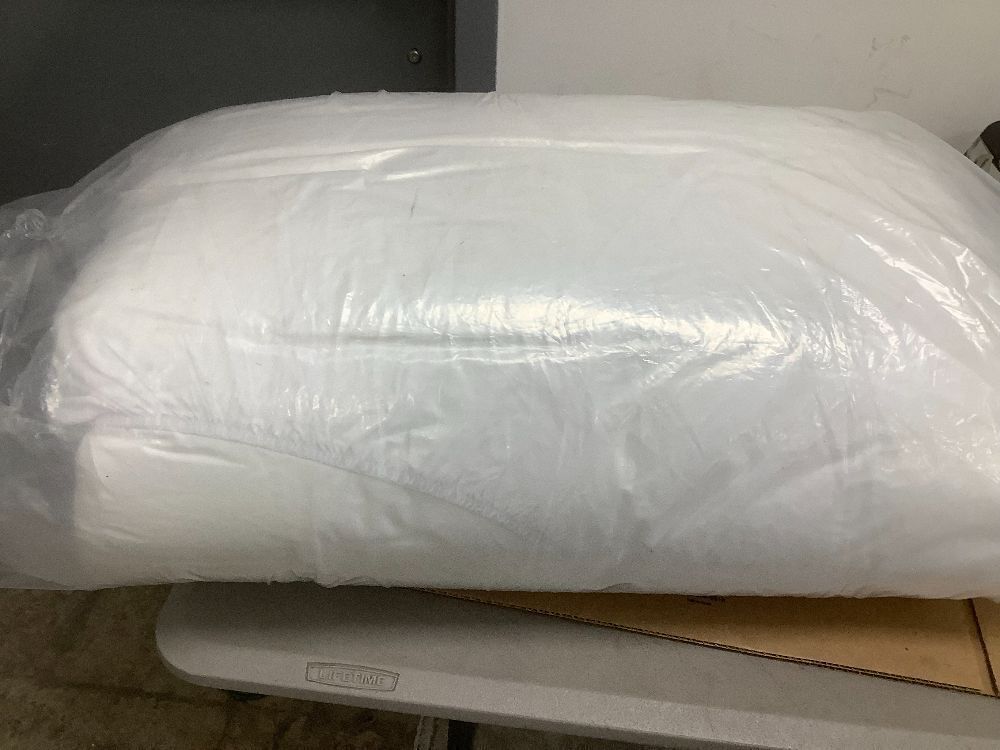 Mattress Topper - Image 3 - Lot 8686