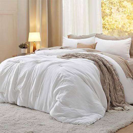 Queen Size Comforter Set, White Soft Prewashed Bedding for All Seasons, 3 Pieces - Image 1 - Lot 8690
