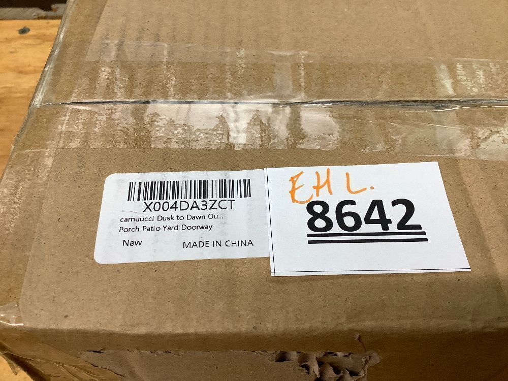 camuucci Dusk to Dawn Outdoor Light,15.7 Inches LED Porch Lights Outdoor Waterproof Modern Outside Sconce Wall Mount for Doorway Hallway Porch Patio Yard Doorway - Image 4 - Lot 8642