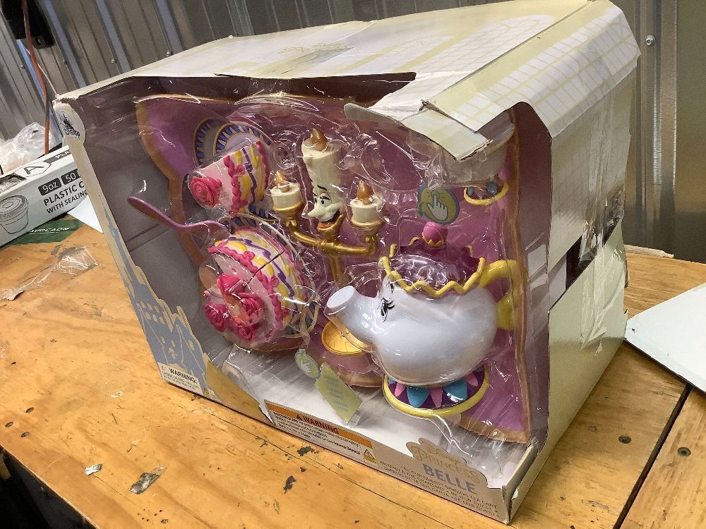 Disney Store Girl's Beauty and The Beast Tea Cart Set – Includes Lumiere, Mrs Potts, Chip, Cake with Plate & Server – Disney Princess Toys, with Singing Lumiere & Bubbling Tea Effect - Medium - Image 2 - Lot 8671