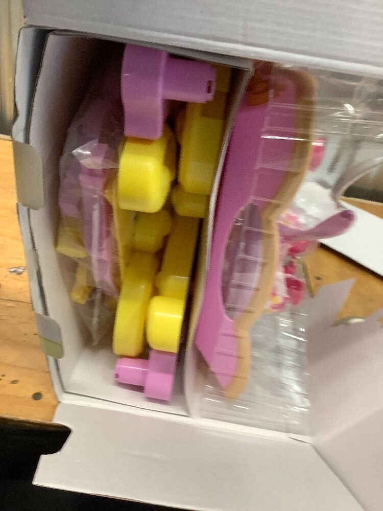 Disney Store Girl's Beauty and The Beast Tea Cart Set – Includes Lumiere, Mrs Potts, Chip, Cake with Plate & Server – Disney Princess Toys, with Singing Lumiere & Bubbling Tea Effect - Medium - Image 3 - Lot 8671