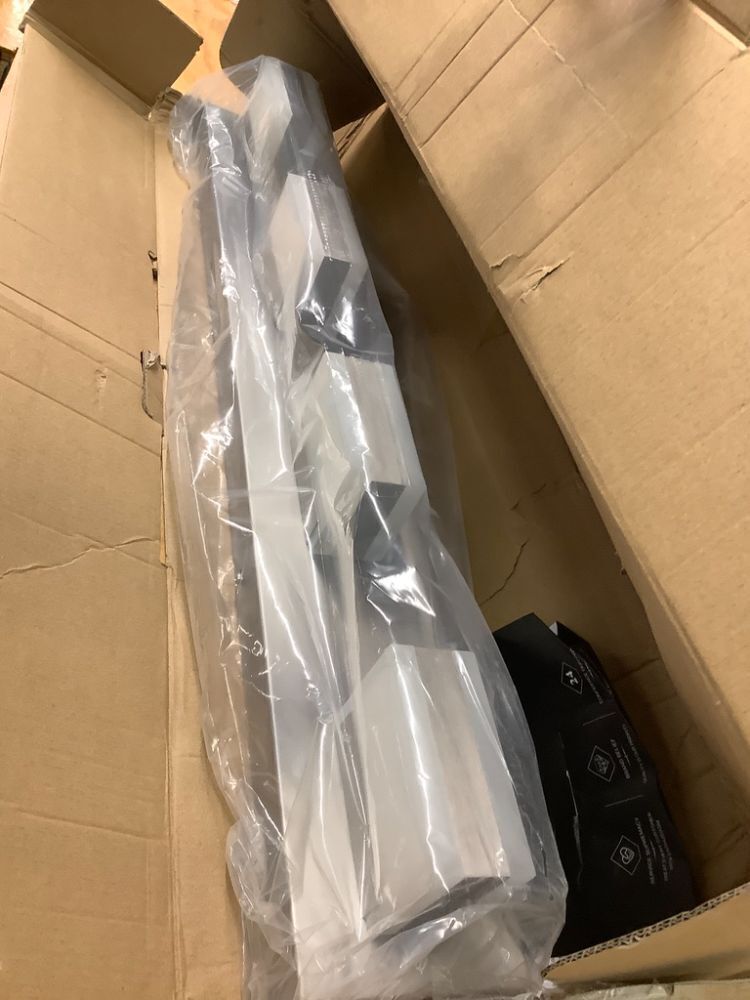 SOLFART Bathroom Vanity Lights Brushed Nickel Light Fixtures for Bathroom Above Mirror 4 Light Led Lights Bath Lighting Fixture Nickel - Image 2 - Lot 8521