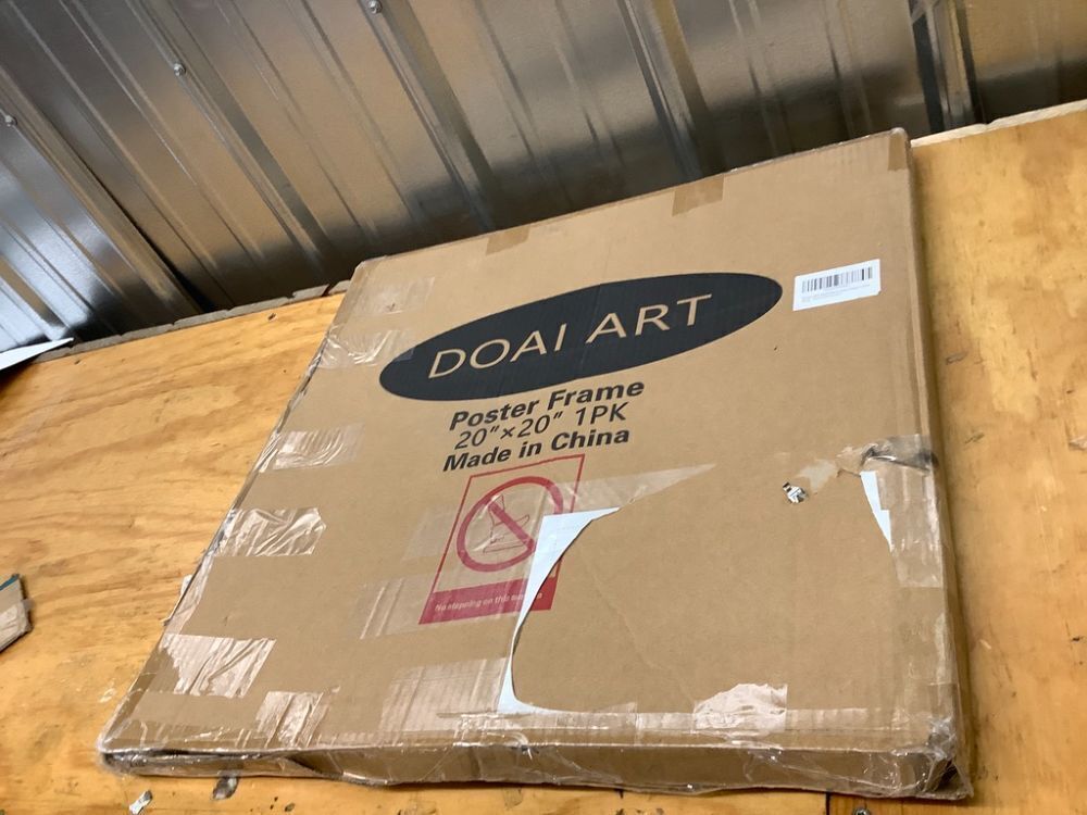 DOAI Art Poster Frame 20x20 - Image 2 - Lot 8523