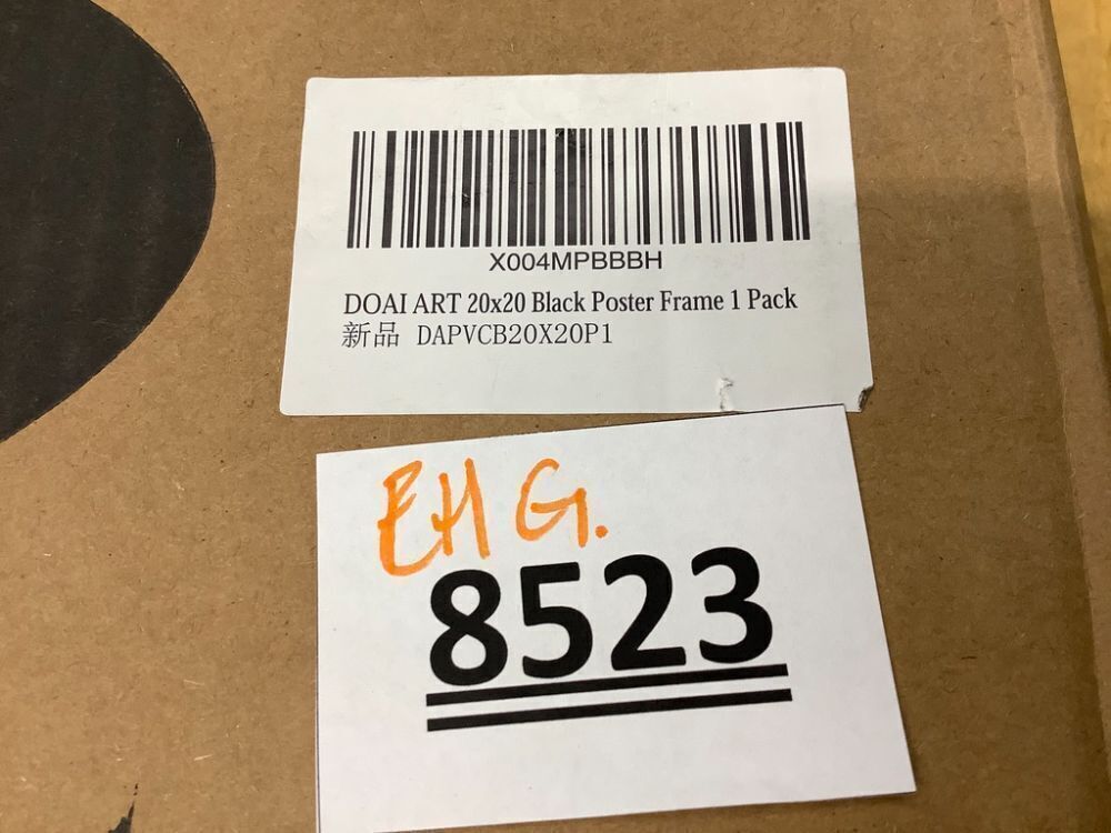 DOAI Art Poster Frame 20x20 - Image 3 - Lot 8523