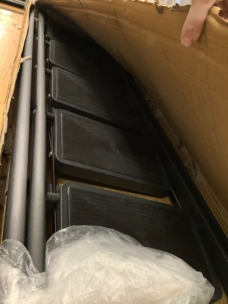 5 Step Step Ladder - Image 1 - Lot 8534