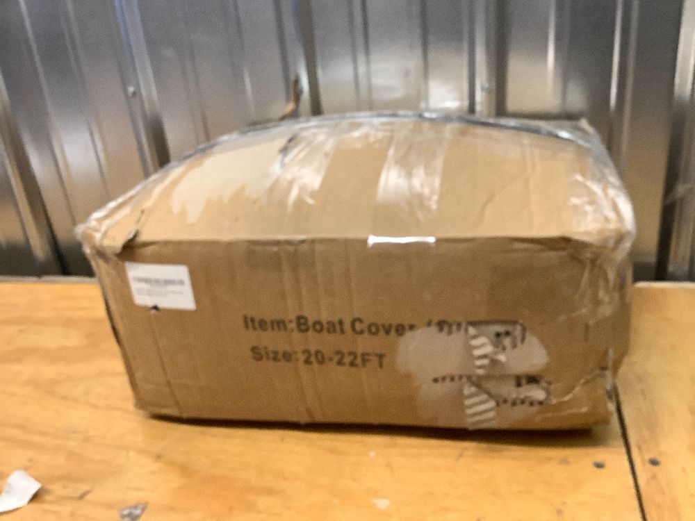 20-22FT Center Console Boat Cover - Image 2 - Lot 8547