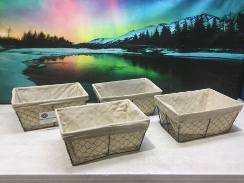 mDesign Chicken Wire Storage Basket with Fabric Liner, 4 Pack  - Lot 833