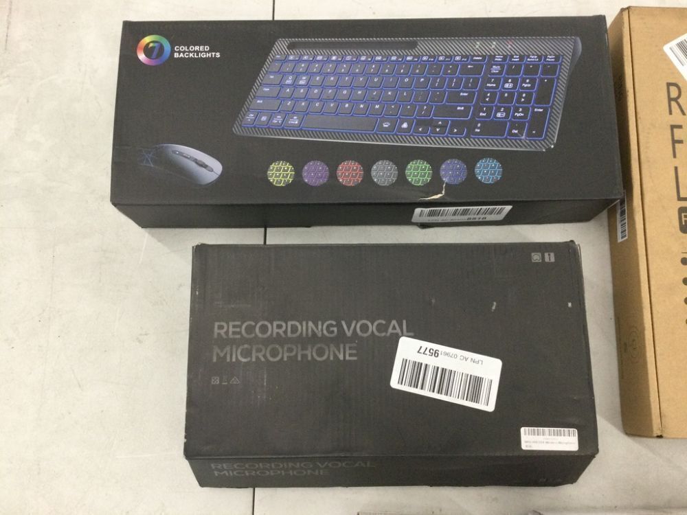 Small Lot of Electronics - Image 2 - Lot 432