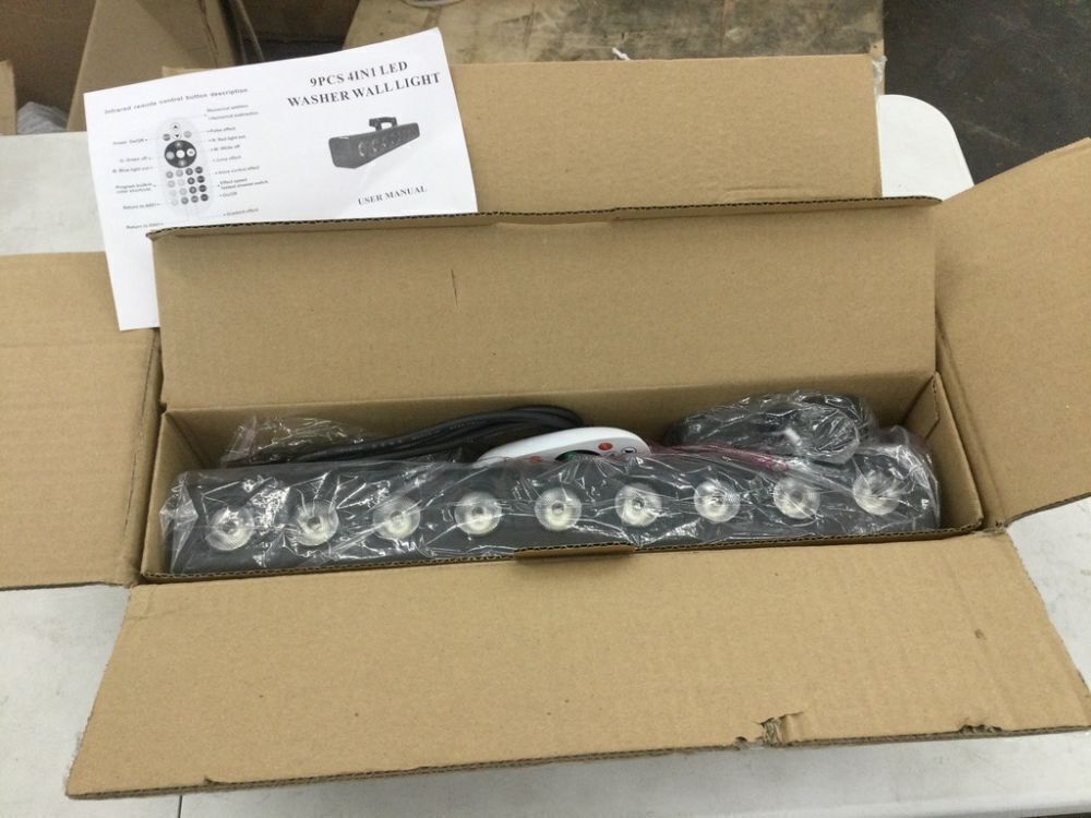 LED Wall Wash Light Bar, 4 Pack - Image 1 - Lot 446