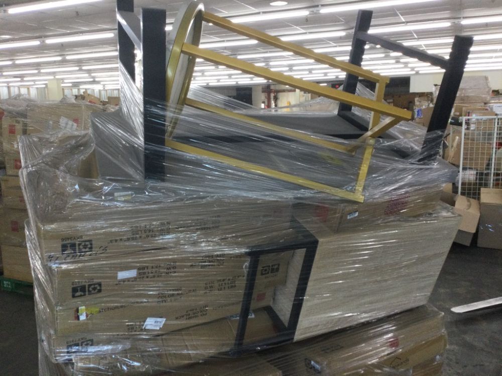 Salvage Pallet. Items Will Be Damaged and Incomplete. - Image 8 - Lot 151