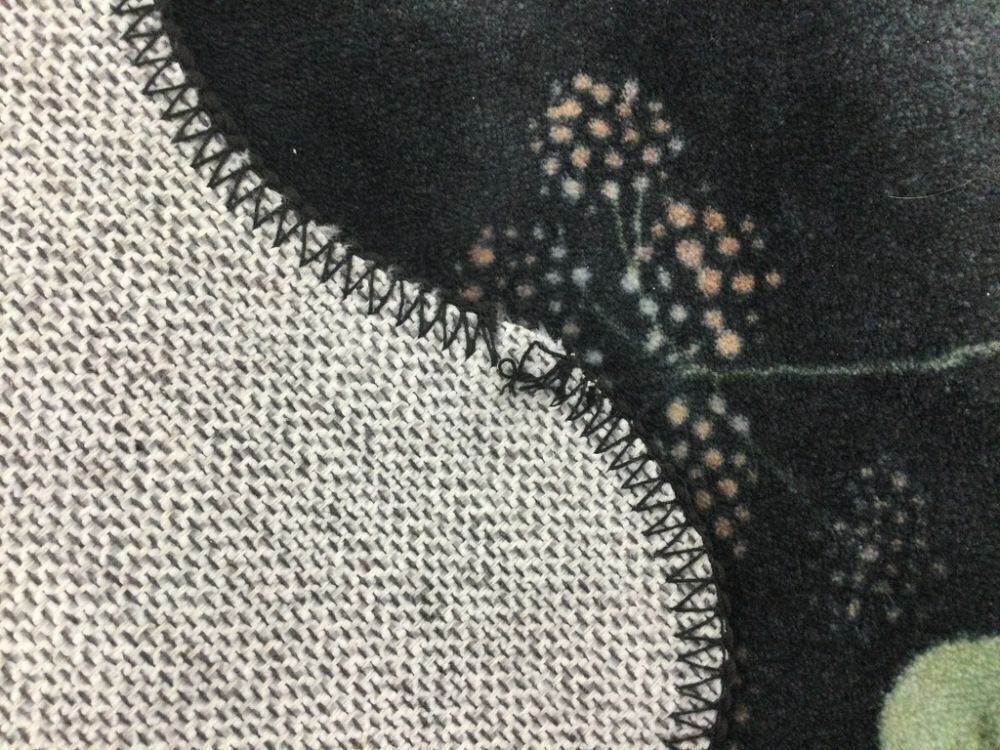 34" x 23" Small Rug - Image 3 - Lot 503