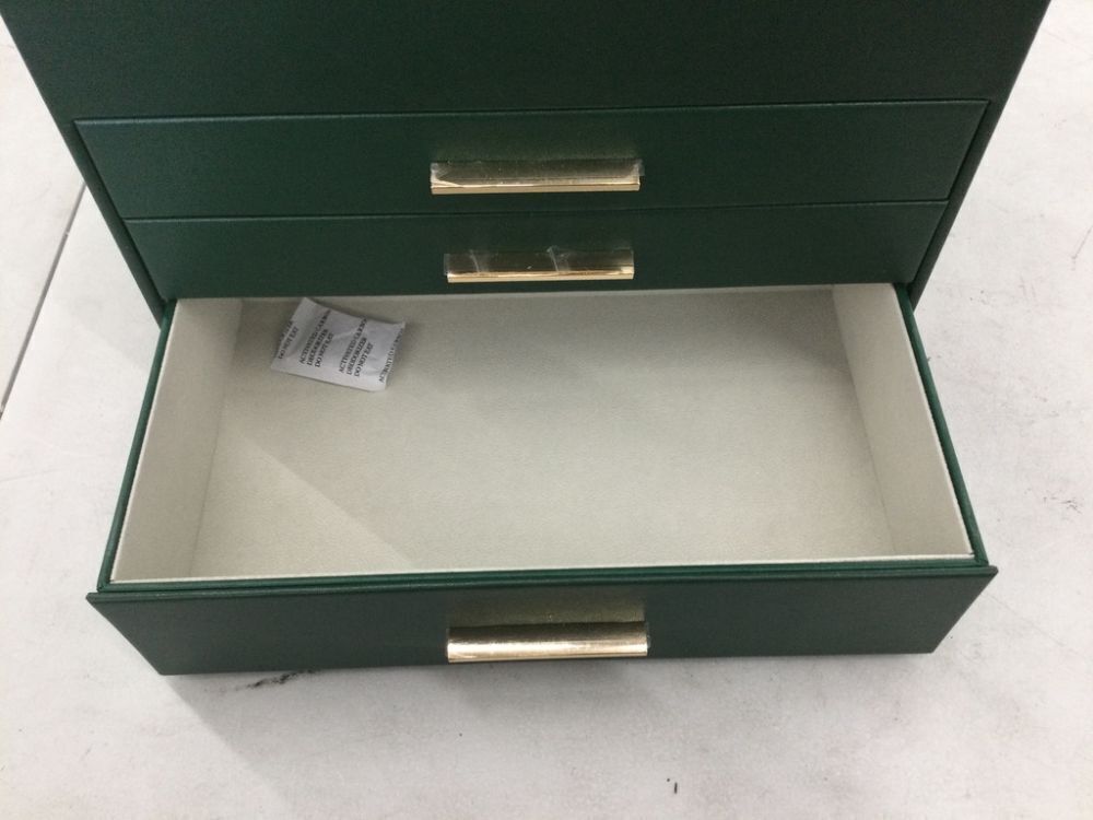 Green Jewelry Box - Image 6 - Lot 158