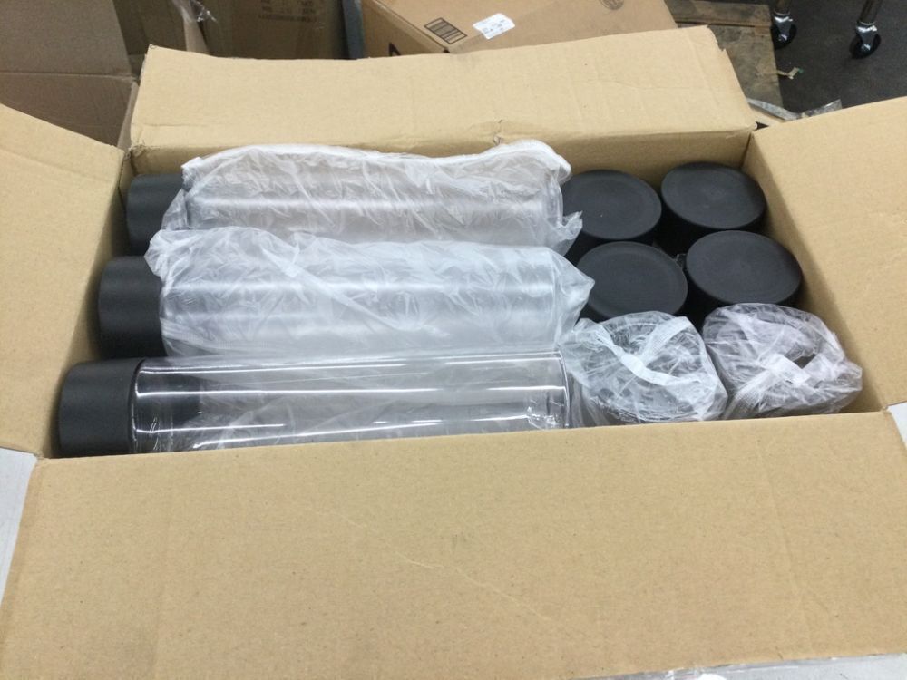 Plastic Bottles with Black Lids, 18 Pack - Image 2 - Lot 507
